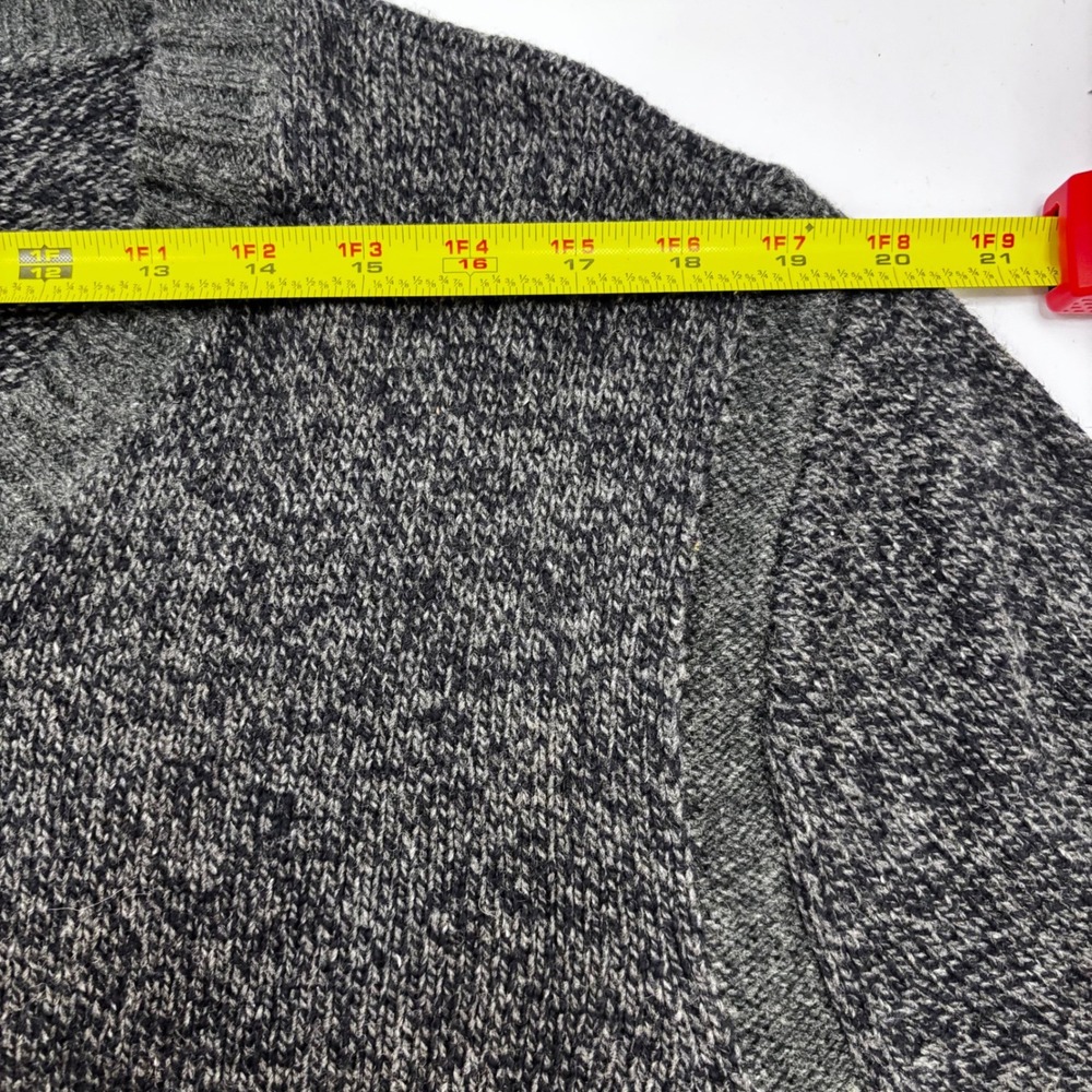 Banana Republic Mens XL V-Neck Sweater Gray Marl Knit Ribbed Trim Pullover - Picture 6 of 9